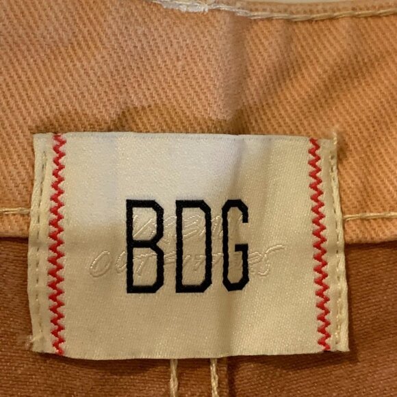 Urban Outfitters BDG Skater Girl Denim in Seamed Sand Jean Shorts SIze 24 - Picture 7 of 15